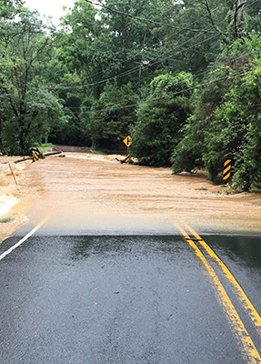 Carretera inundada