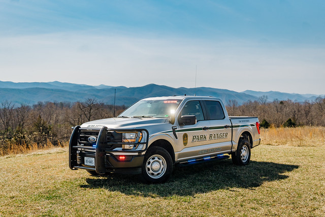 Camión de guardaparques DCR