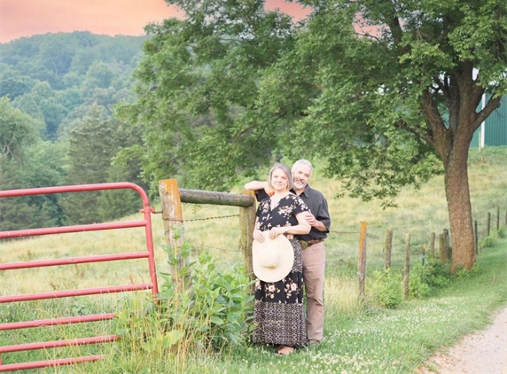 Thad and Gayle Montgomery