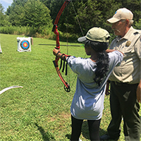 Tiro con arco en el Parque Estatal Bear Creek Lake
