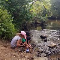 Explorando bajo el High Bridge Trail
