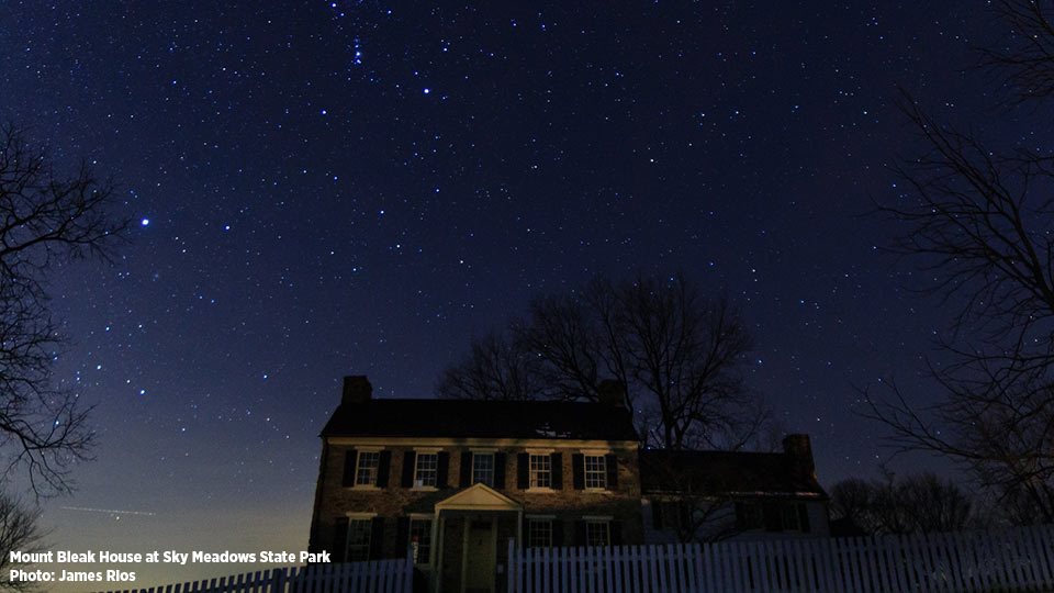 Sky Meadows Foto de cielo oscuro James Ríos